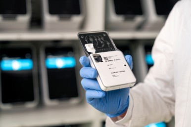 Laboratoř velikosti chytrého telefonu: Prototyp testovací kazety BioMEMS pro pla ...