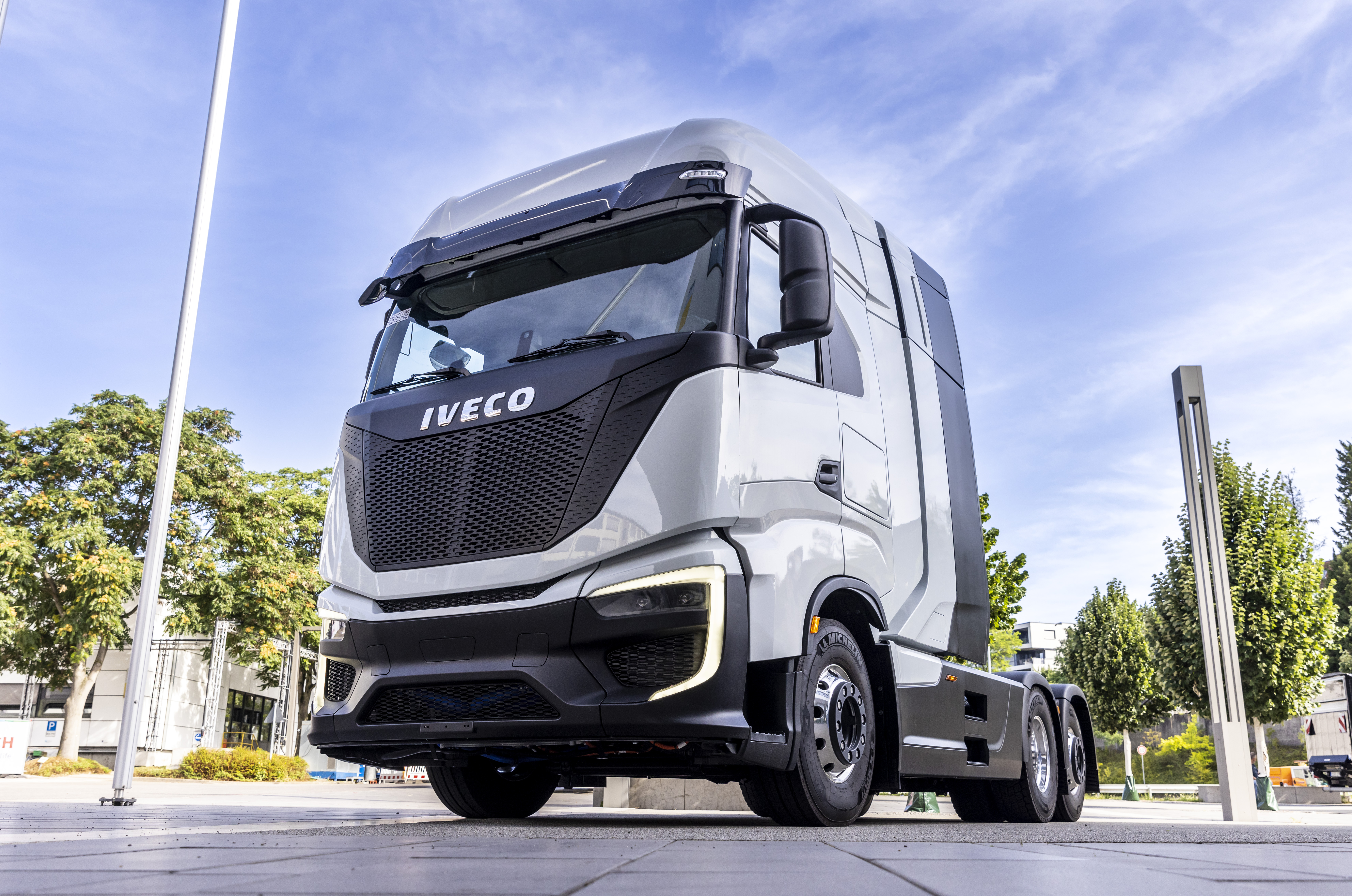 IVECO Heavy Duty FCEV – vodíkem poháněný nákladní automobil pro Evropu